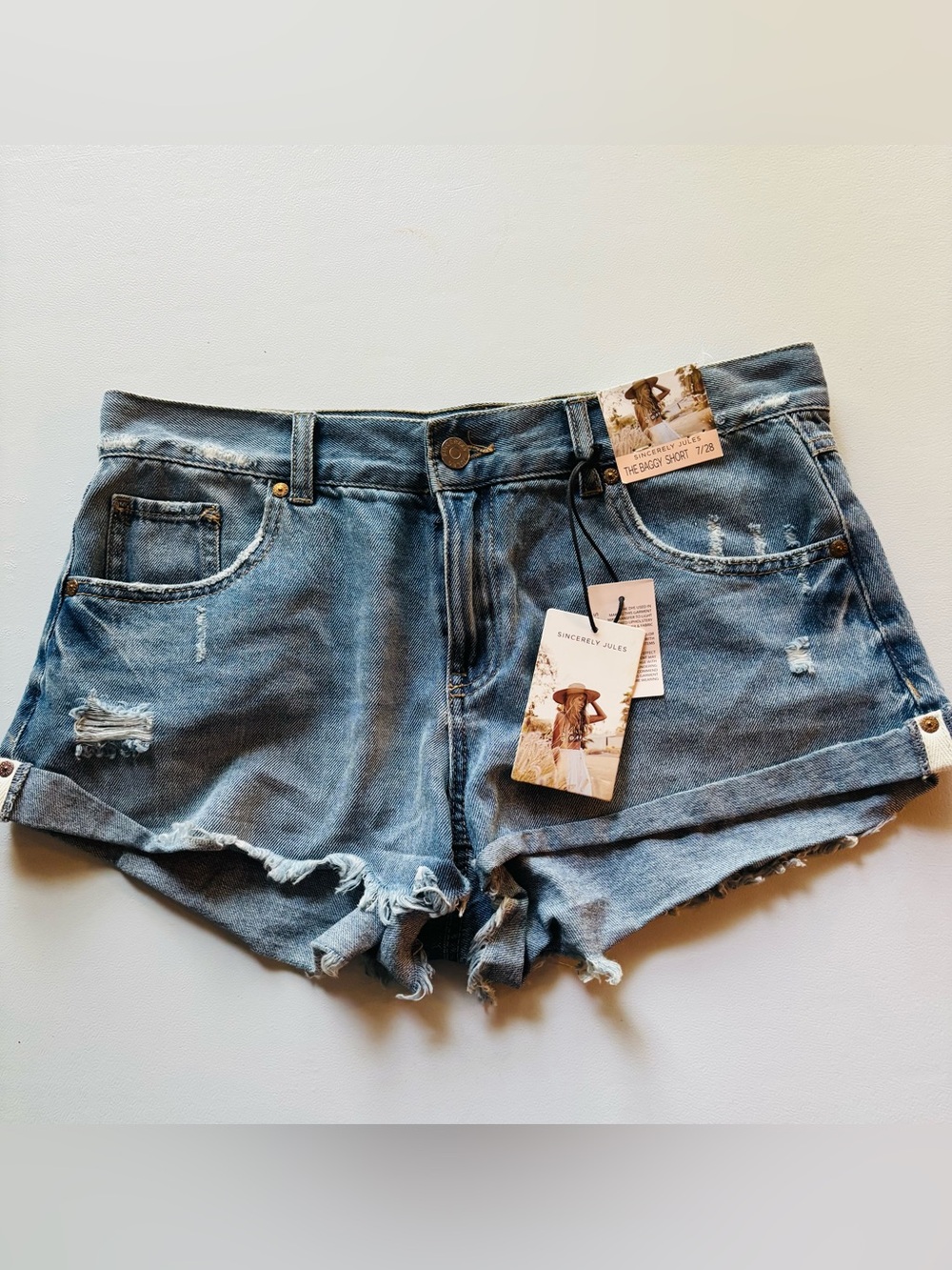 Sincerely Jules The Baggy Short Distressed Denim Shorts NWT Size 7/28